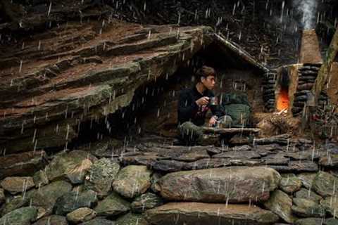 Building complete and warm survival shelter | Bushcraft cave in the cliff &amp; fireplace with clay