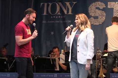 SOMETHING ROTTEN!'s Right Hand Man, Heidi Blickenstaff, Sings at Stars in the Alley!