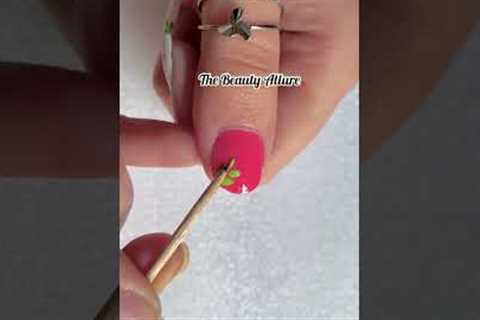 💅🍃Easy nail art design with toothpick #nailart2022 #shorts #youtubeshorts