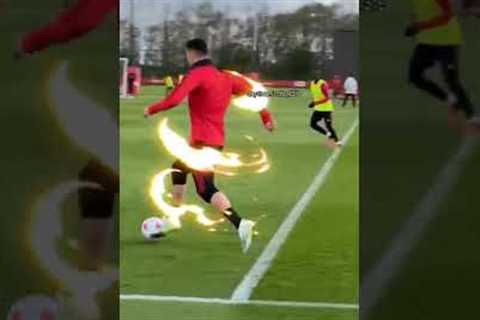 Cristiano Ronaldo training skills! #football #ronaldo #training #skill