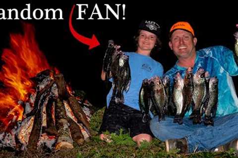 Cooking Fish over and open fire with  RANDOM Fan {Catch Clean Cook} INCREDIBLE!!!