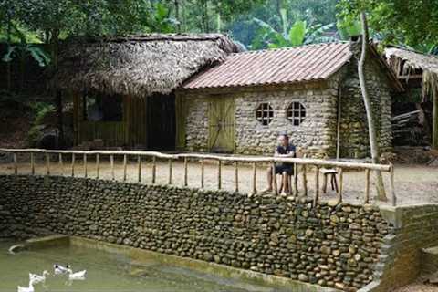 Seven years living here; pigs, chickens, fish, duck all ready to HARVEST