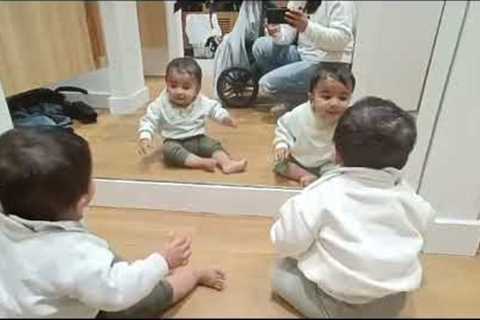 FUNNY  BABY  MIRRORS VIDEO : FUNNIEST TWINS BABY EVER!! SUNITASAINITWINSBABY #cutebaby  #trending