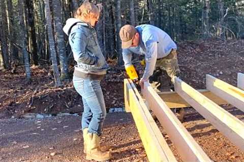 TIMELAPSE - Couple Builds Off-Grid Cabin Alone In The Canadian Wilderness