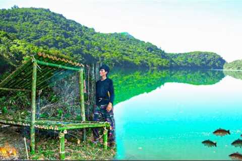 2 DAYS solo survival CAMPING, Exploring Tropical Forest. Fishing, Catch and Cook. Bushcraft Camping