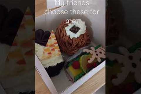 Surprise cake box from France #cake #desserts #birthday #cakebox #gift #giftbox #surprise #pastry
