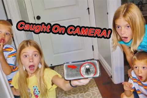 CAUGHT On Security Camera! Mailman Hides Aliens In Tannerites House From Kids!