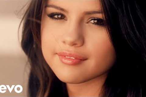Selena Gomez &amp; The Scene - Who Says