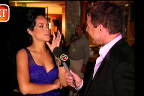 Grammys Flashback '08: Rihanna Gets Special Call