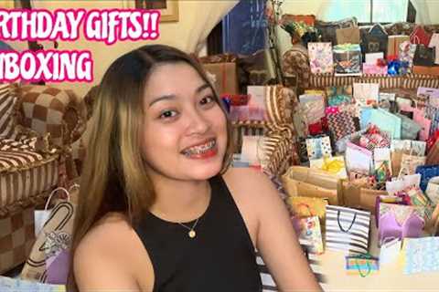 Unboxing my 18th birthday gifts!!