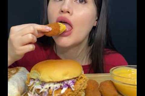 ASMR EATING CRISPY CHICKEN BURGER, BURRITO, FAST FOOD MUKBANG #mukbang #fastfood #asmr