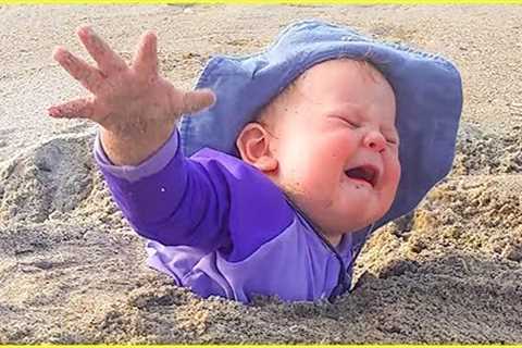 Funny Baby's Reaction On The Beach || 5-Minute Fails
