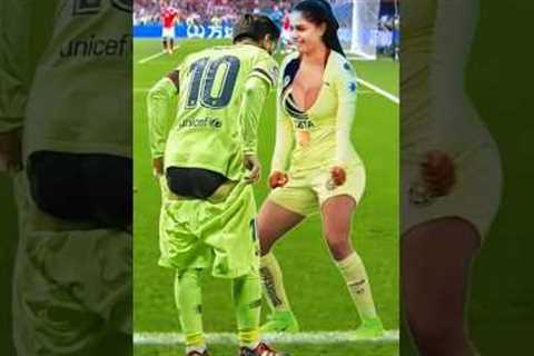 Funny Moments in Football #4 🤣🤣