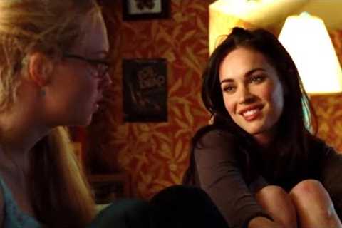 Movie Bloopers That Were Too Good To Cut!