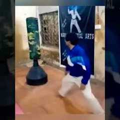 FakeKic #shorts #sports #viral #fitness #taekwondo #boxing #martialarts #fight #mma #punch #trending