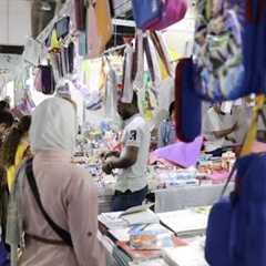 Egyptian gov't opens fairs nationwide for affordable school supplies ahead of new school year