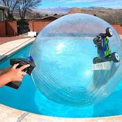 RC CAR DRIVING ON WATER INSIDE GIANT BUBBLE BALL!