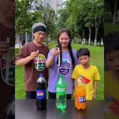 Whose Coke fountain is higher? So funny! #FunnyFamily#PartyGames