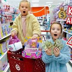 KIDS NO BUDGET TARGET SHOPPING! 🤑 Peyton & Olivia Toy Haul