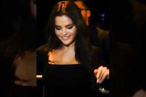 Is Selena Gomez Drunk at the Night Club?