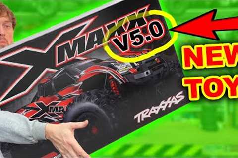 LATEST Version Traxxas X-Maxx 8s RC Car