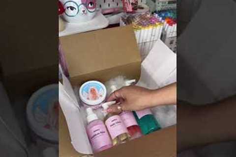 Let’s pack an order! 🔥🧡⛱️ #asmr #satisfying #smallbusiness #bodycare