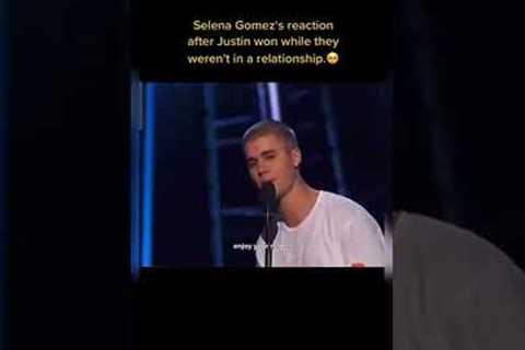 #justinbieber❤️🎵 won #billboard award #selenagomez😘 reaction while they not in relationship..