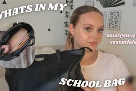 WHATS IN MY SCHOOL BAG 🍂🎓🎧 *emergency kit haul &amp; aesthetic supplies*