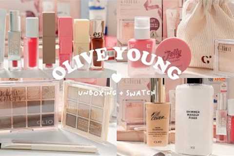 This is what a $300 haul looks like at Olive Young 🫣 Bonus: February Beauty Box Unboxing 🏹💌✨