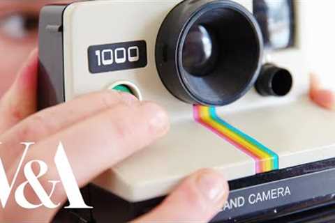 How does a Polaroid work? | Colour Photography Processes | V&amp;A