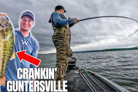 INSANE Crankbait Bite on Lake Guntersville! (Huge Spotted Bass)