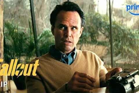 Cooper Howard Grows Suspicious | Fallout | Prime Video