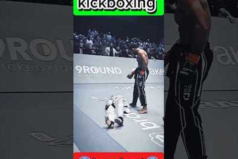 Right K B left kick to the head kickboxing fight KO #kickboxing #sports #edit #fyp #trending #shorts