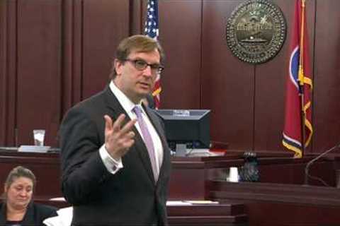 Defense lawyer Worrick Robinson delivers closing arguments in Vandy rape case
