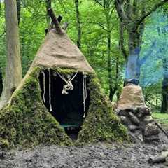 Building Complete And Warm Bushcraft Survival Shelter In The Rain & Fireplace And Roof With..