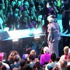 Chris Brown Greets Rihanna At The MTV 2012 Video Music Awards