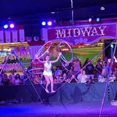 Amazing Circus acts on rope with Hula hoops @Midway Circus Circus Resort@las Vegas, Nevada