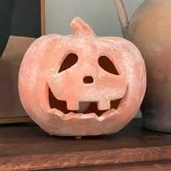 “Antiquing” a Thrifted Jack-o-Lantern