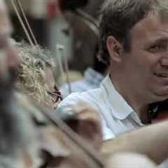 A Little Girl Gives A Coin To A Street Musician And Gets The Best Surprise In Return.