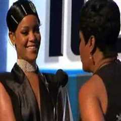 Rihanna - AMA Icon Award 2013 (full)