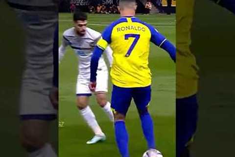 ❤️Ronaldo's Amazing Skills at His Best at 38🔥 #realmadrid #ytshorts #trendingshorts #CR7 #juventus