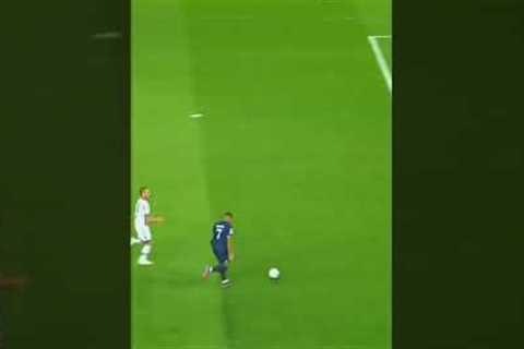 Messi destroyed Mbappe and Neymar's friendship 😕