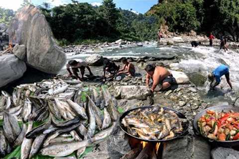 Barkhe Duwali Fishing in Mountain River Fish Catching and Cooking with Pork Meat Soup and Eating
