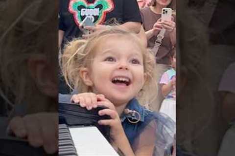 This 3 year old SINGER shocked EVERYONE ! 😱