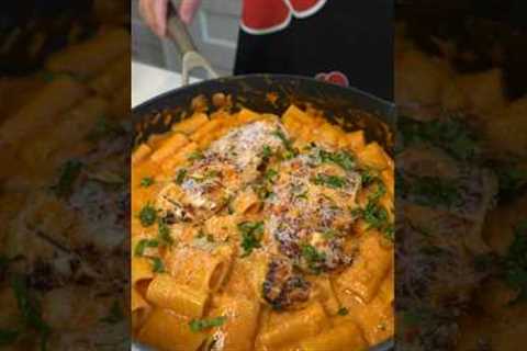30 Minute Rose Chicken Breast Pasta