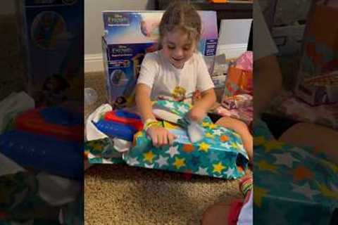 Opening my birthday gifts 🎁 #gift #gifts #birthday #girl #girls #unboxing #watergun #happy #shorts