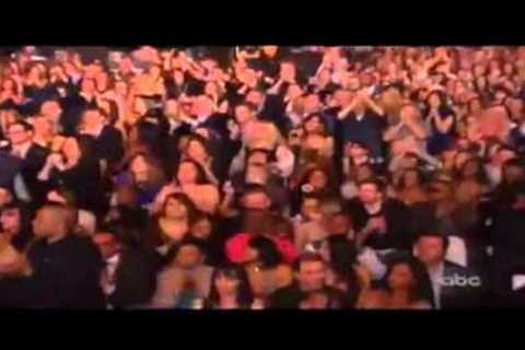 RihannaTV- Rihanna at Billboard Music Awards 2011 (Performance+Speeches)