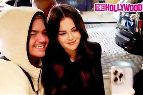 Selena Gomez Runs Toward Her Fans While Other Celebrities Run Away From Fans While Out In New York