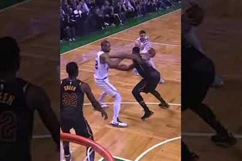 Throwback to when Jayson Tatum dunked on LeBron James #roadto2k #funny #viral #shorts #nba #lebron