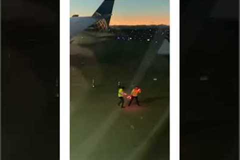 This will make my flight worth it #funny #travel #airport #lol #memes #comedy #funnyfails